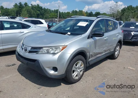 2015 Toyota Rav4 Le z USA, uszkodzony, nr VIN JTMBFREV7FJ019373